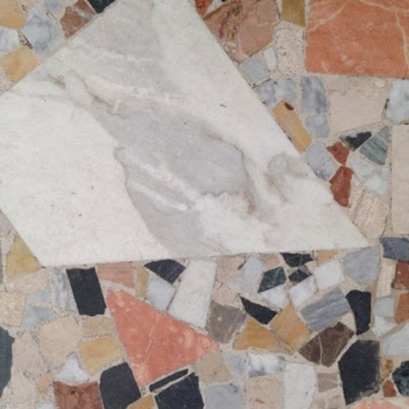 Meet your Posher, Jess - Picture 1 of 1